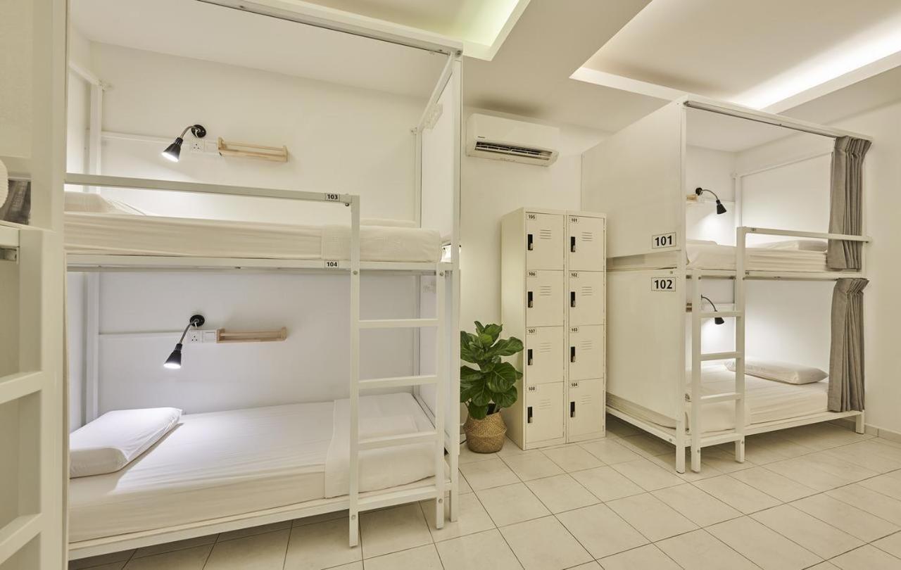 Sleepy Nomad Guesthouse Malacca Esterno foto