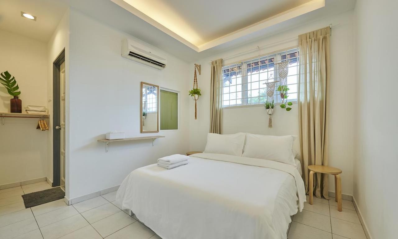 Sleepy Nomad Guesthouse Malacca Esterno foto