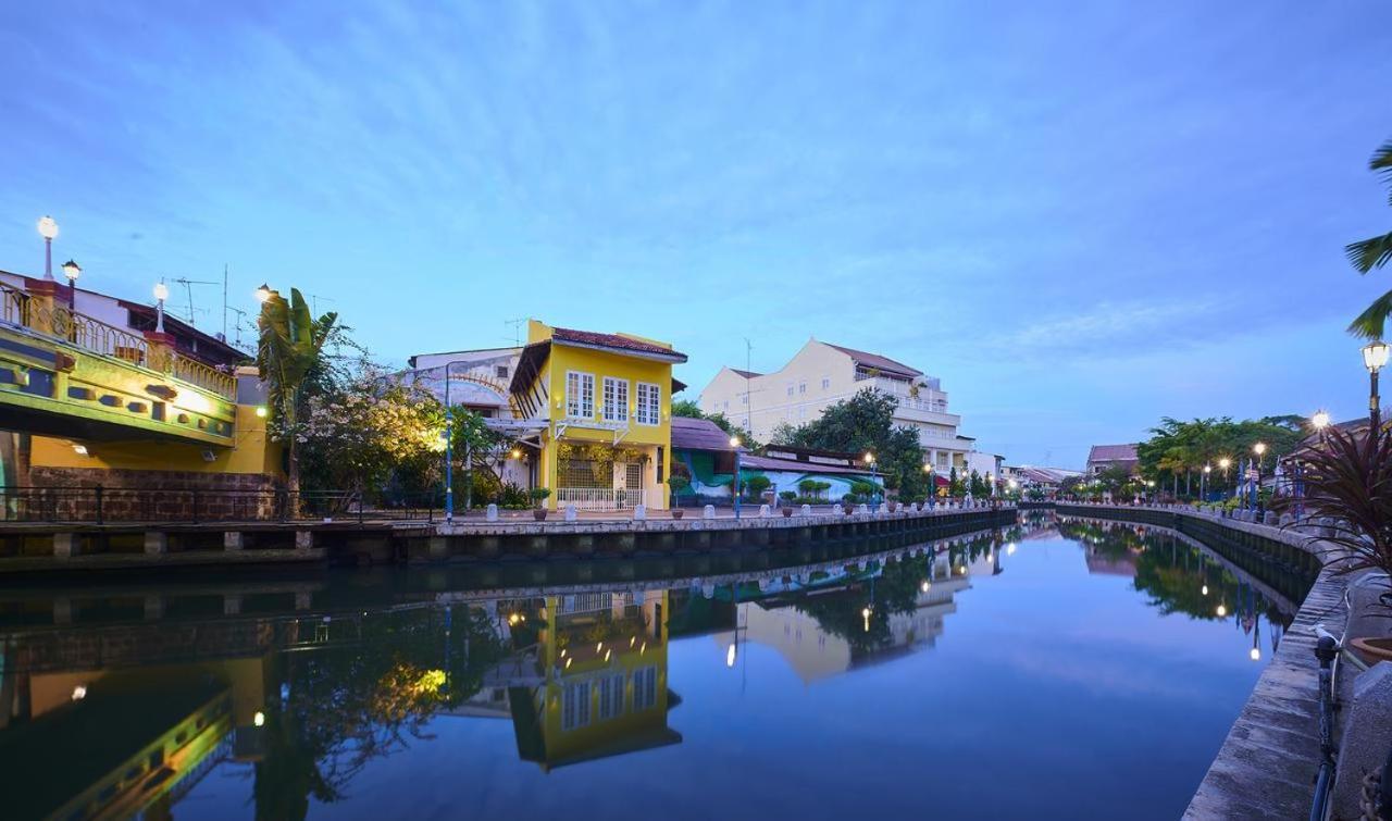 Sleepy Nomad Guesthouse Malacca Esterno foto
