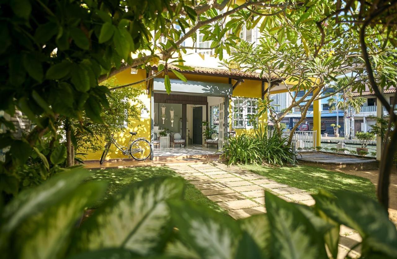 Sleepy Nomad Guesthouse Malacca Esterno foto